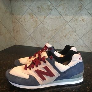 New Mens New Balance 574 size 10.5 blue grey red